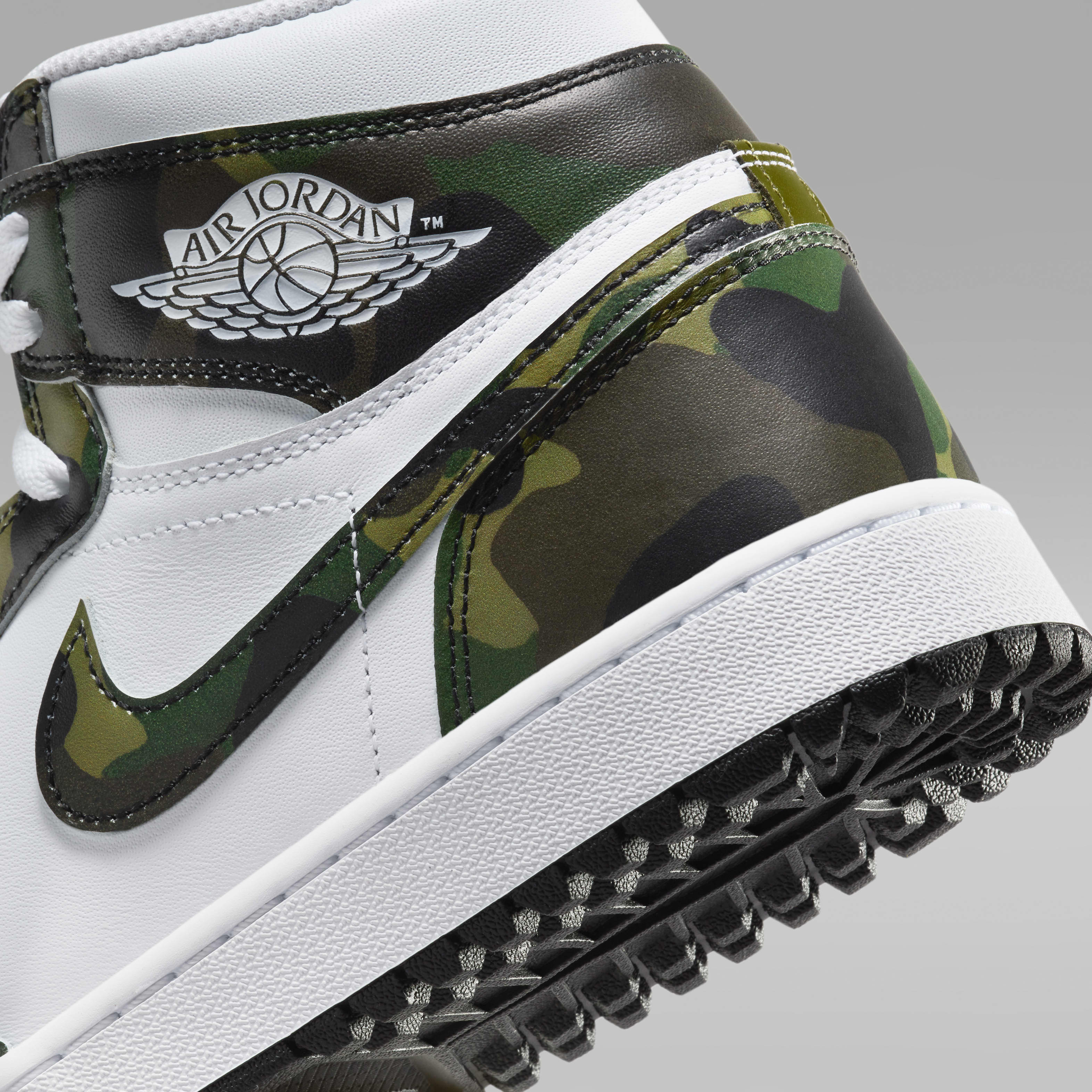 Nike Air Jordan I High G Men's Golf Shoes | King's Cross Nike Air Jordan I High G Men's Golf Shoes | King's Cross